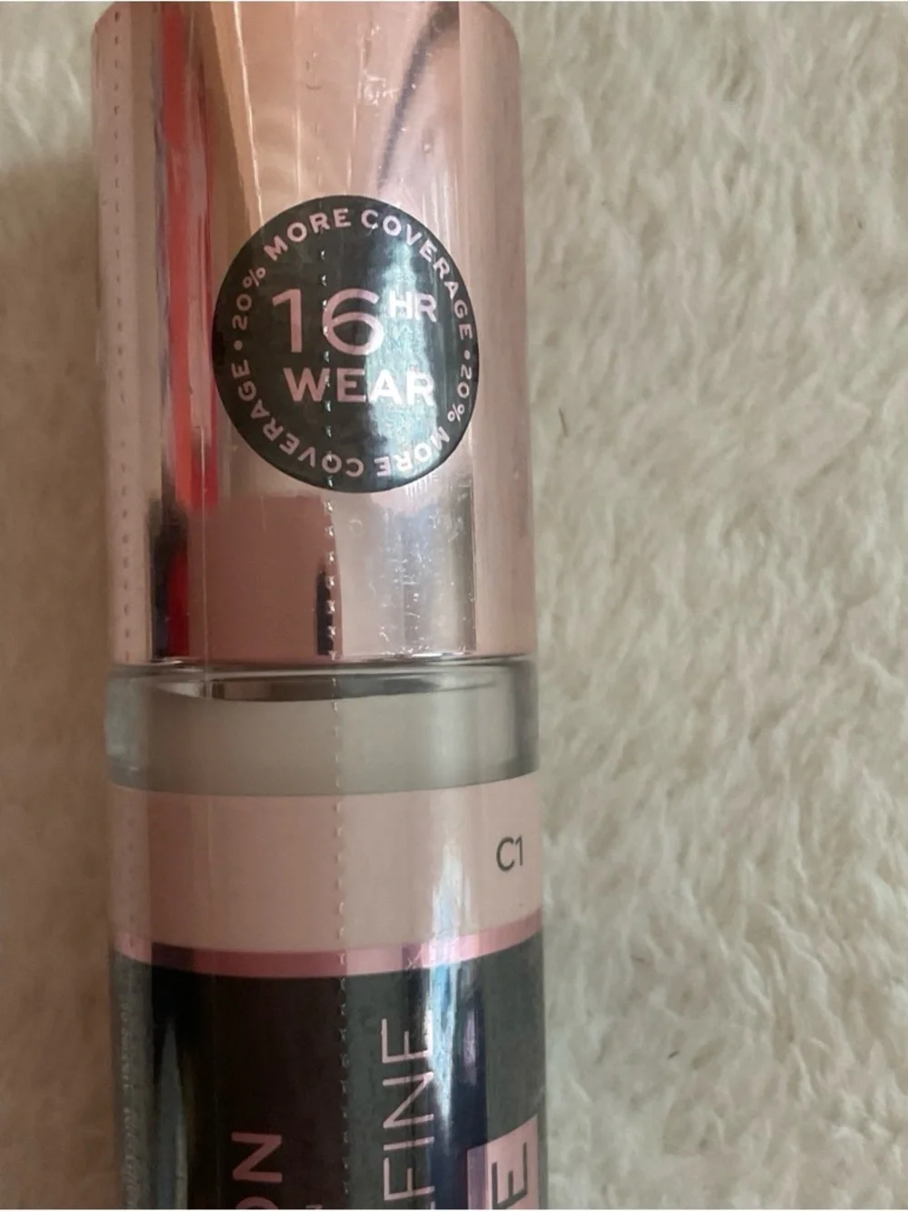 Makeup Revolution Infinite Longwear Concealer - Pink & Black Tube